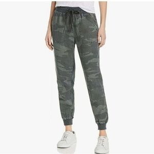Splendid pants size XL. Camouflage Rayon joggers